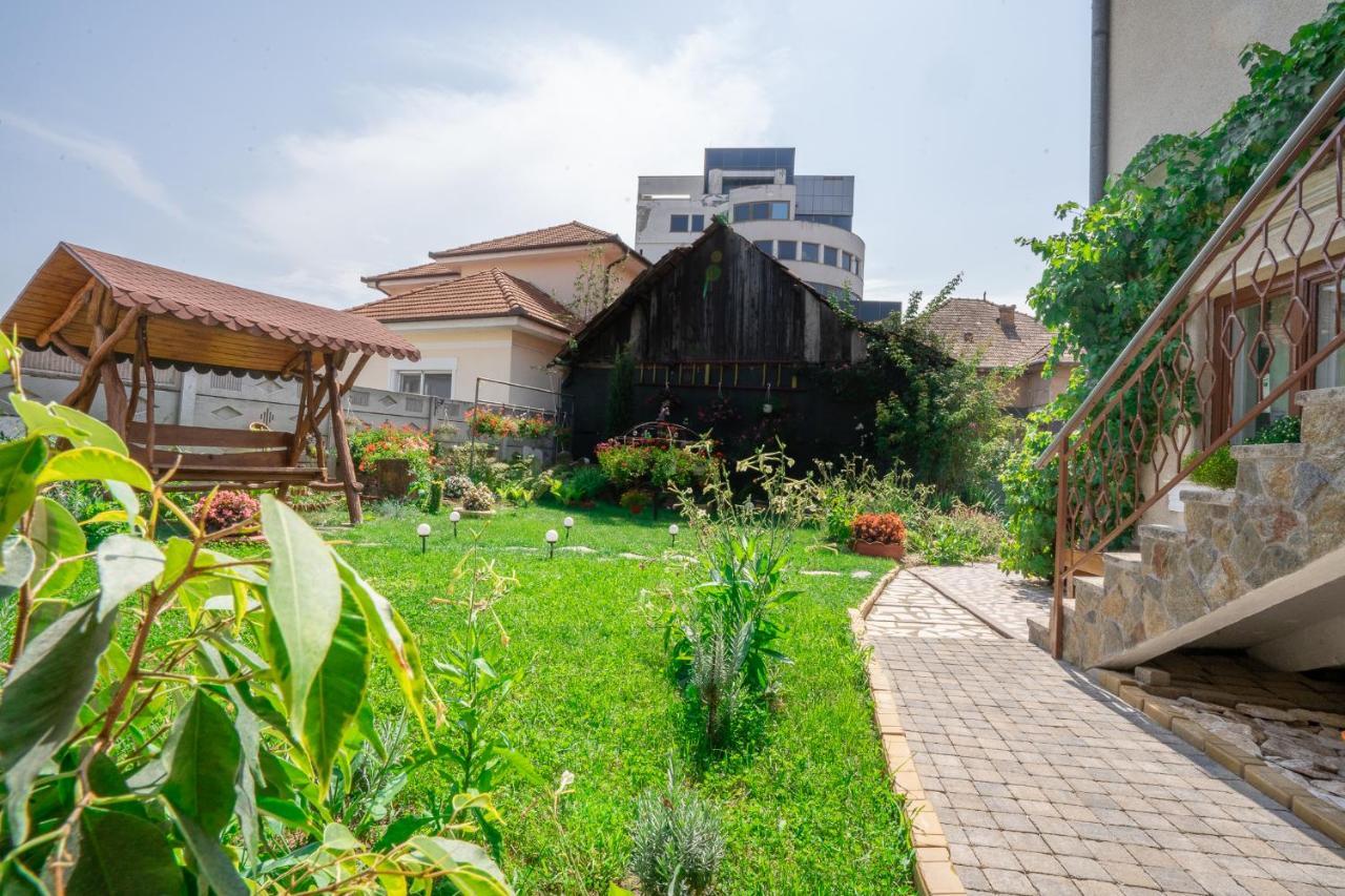 Doi Bujori Apartment Alba Iulia Exterior photo